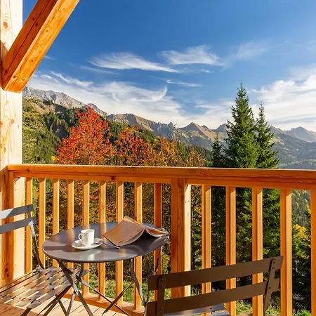 Lucyvon Exceptional View Chalet Manigod